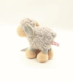 Nici 24683 Anhänger Mit Karabiner Graues Schaf Stehend 12cm Jolly Mäh Plüsch -Nici 24683 4 scaled