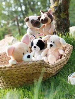 Nici 45100 Mops Ca 20cm Dog Friends Schlenker Plüsch 1 Nici 45100 Mops Ca 20cm Dog Friends Schlenker Plüsch -Nici 45100 08 Milieu 1561x2048